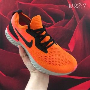 NWT Nike Epic React Flyknit Women